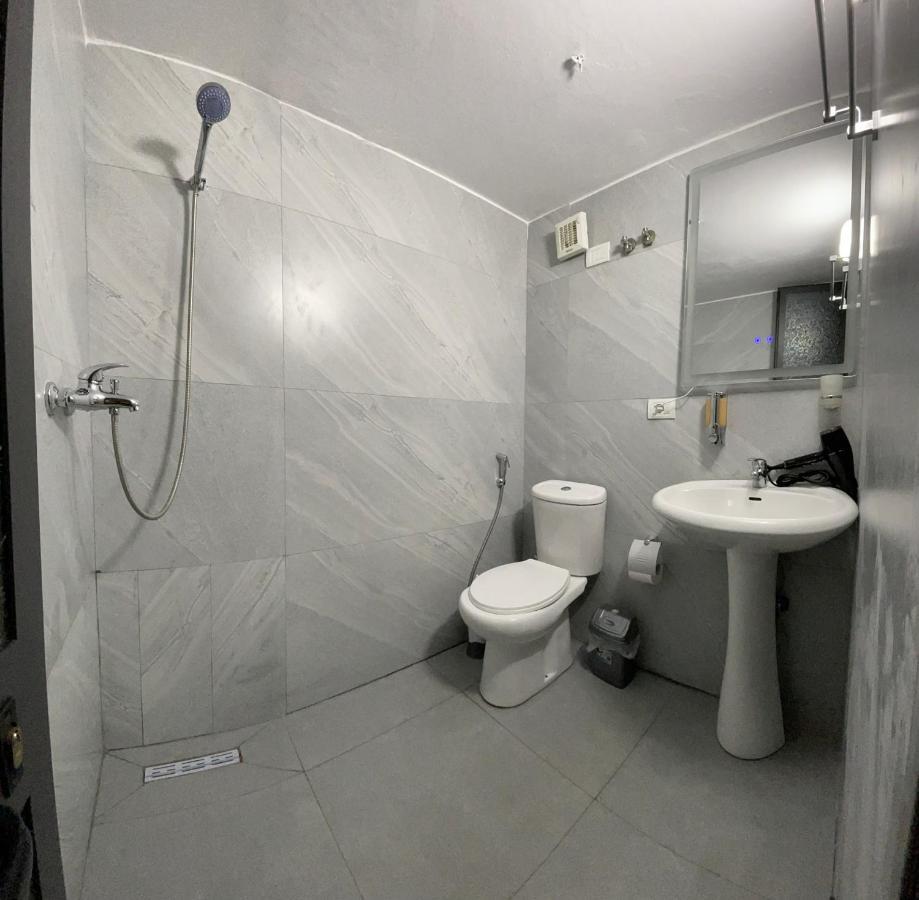 D&E Apartaments Tirana Esterno foto