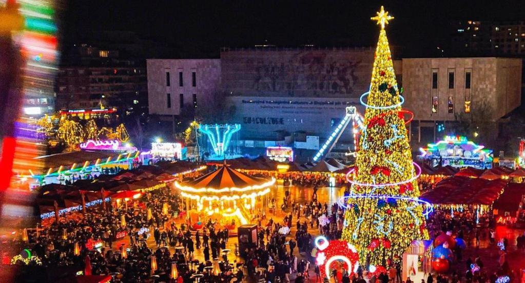 D&E Apartaments Tirana Esterno foto